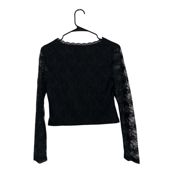 Madden NYC Black Floral Lace Scoop Neck Long Sleeve Crop Top Women's Size M - Picture 2 of 6